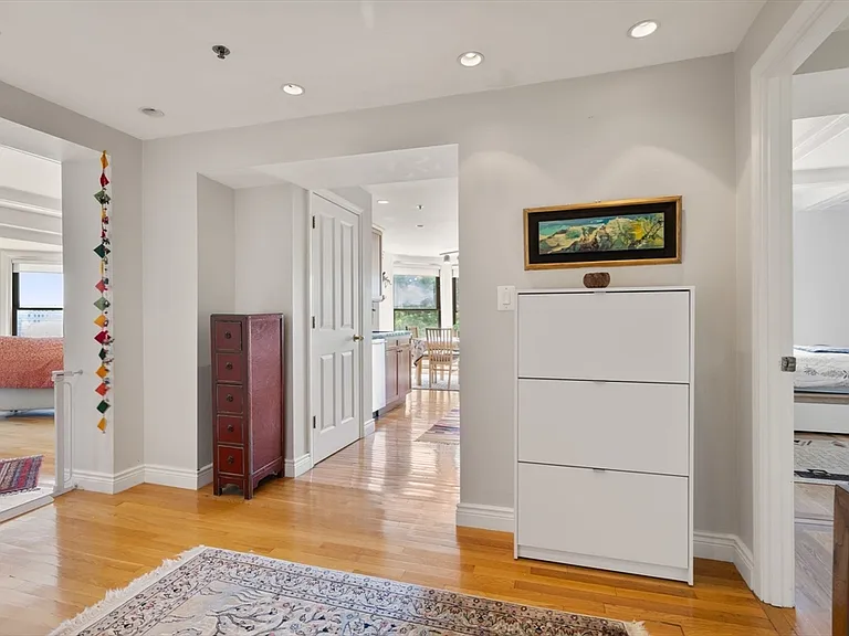 10 Charlesgate E #501 — Photo 21