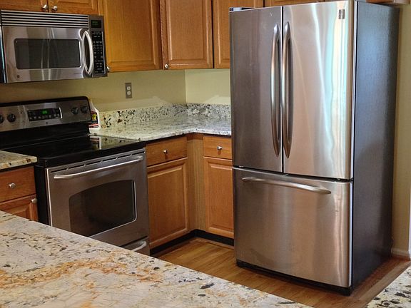 Fridge, Stove and Dishwasher included