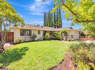 1139 Cuesta Dr, Mountain View, CA 94040