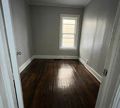 3rd image of 64 Miller St #Dn