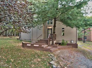 344 Hyland Dr, East Stroudsburg, PA