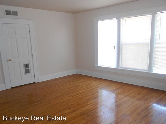 4th image of 1495 N High St #A