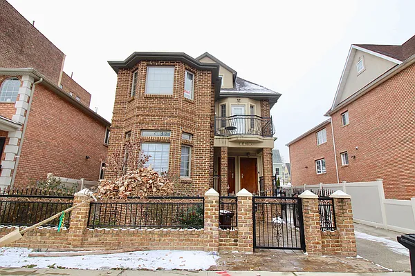 Rented by Superior Homes | media 32