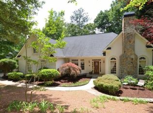 205 Quiet Stream Ct, Roswell, GA 30075