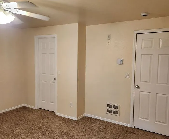 17513 Loop Ln SE — Photo 5