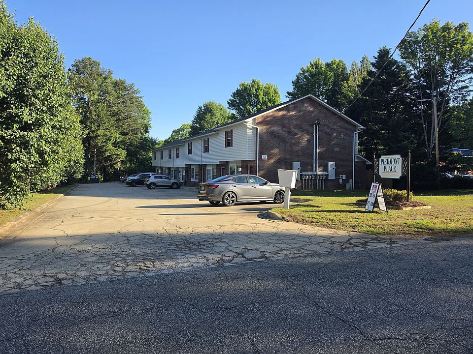 1st image of 180 Glenwood Dr