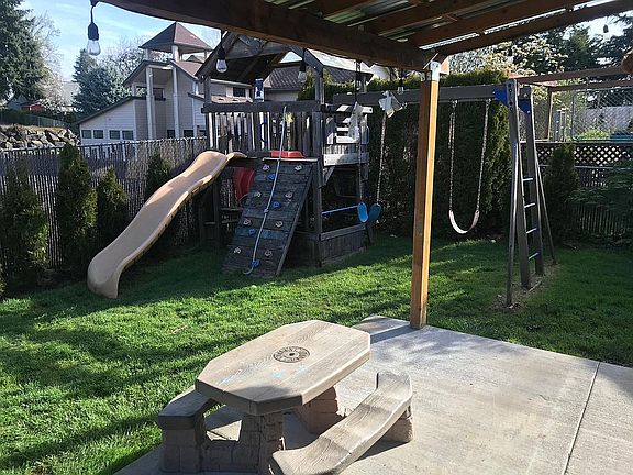 4th image of 11014 NW 30th Ct
