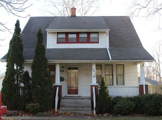 16016 E Forteen Mile Rd, Fraser, MI 48026