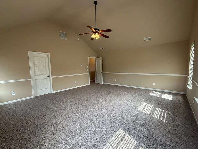 3012 Burgess St — Photo 16