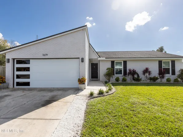 1679 PATRICIA Lane, Orange Park, FL 32073