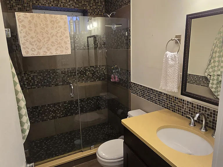 1605 Christian St #A — Photo 15