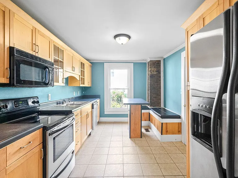 232 Georgia Ave — Photo 13