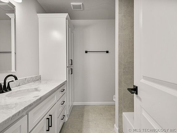 5th image of 30601 E 63rd St S