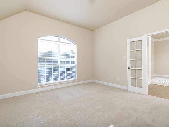 5th image of 4301 Jasmine Ln