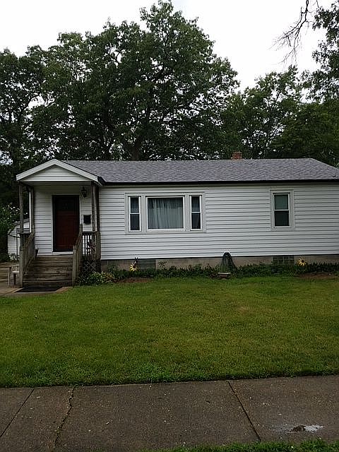 1st image of 2748 Huntington St