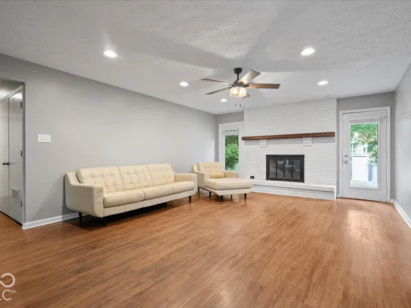 7811 Taunton Rd, Indianapolis, IN 46260