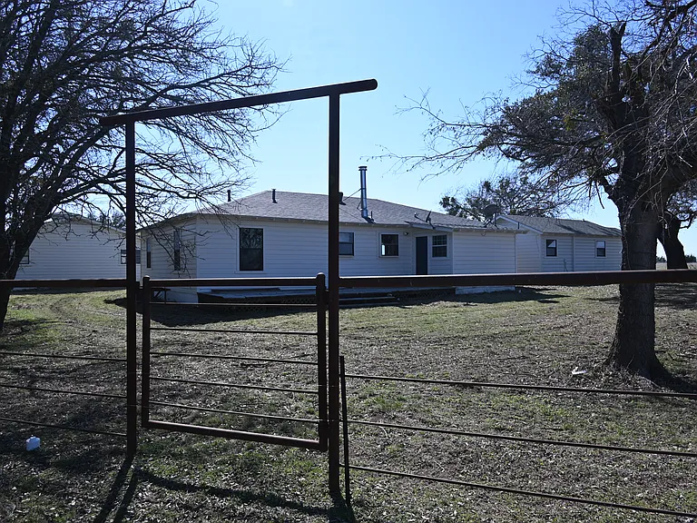 3324 Old Garner Rd — Photo 7