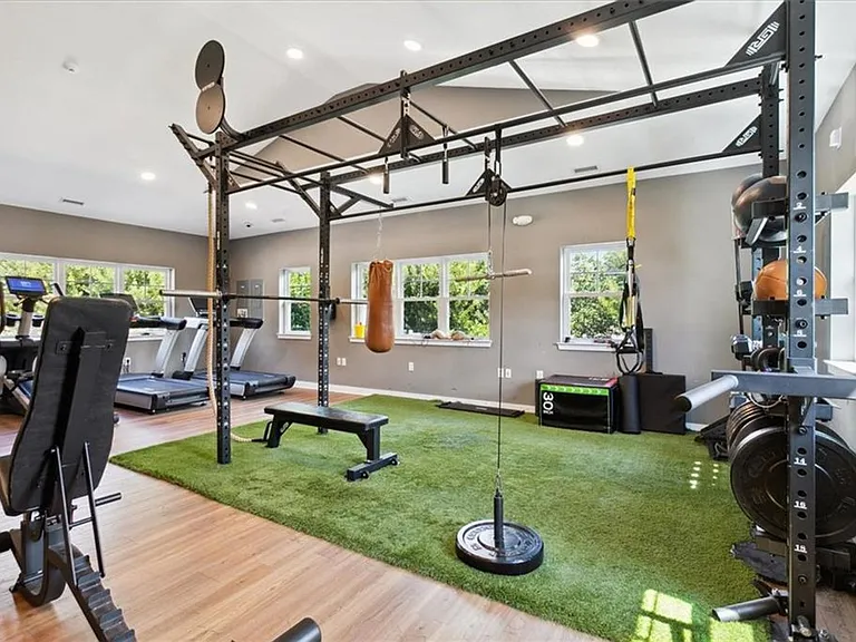 1303 Tides Edge Ct — Photo 21