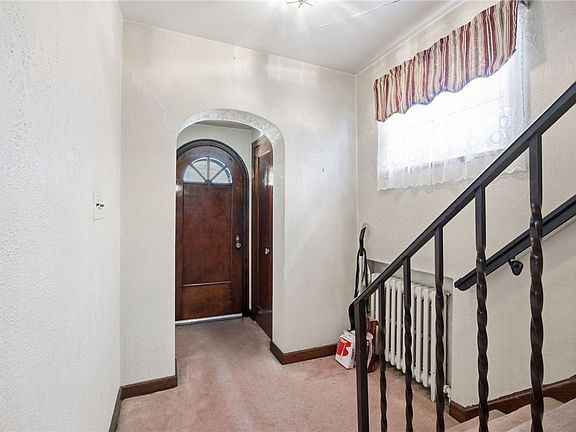 5th image of 456 3rd St