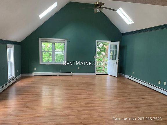 3rd image of 59 Elm St Unit 2