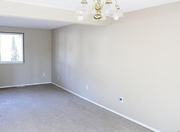 3rd image of 4607 Watchspring Dr