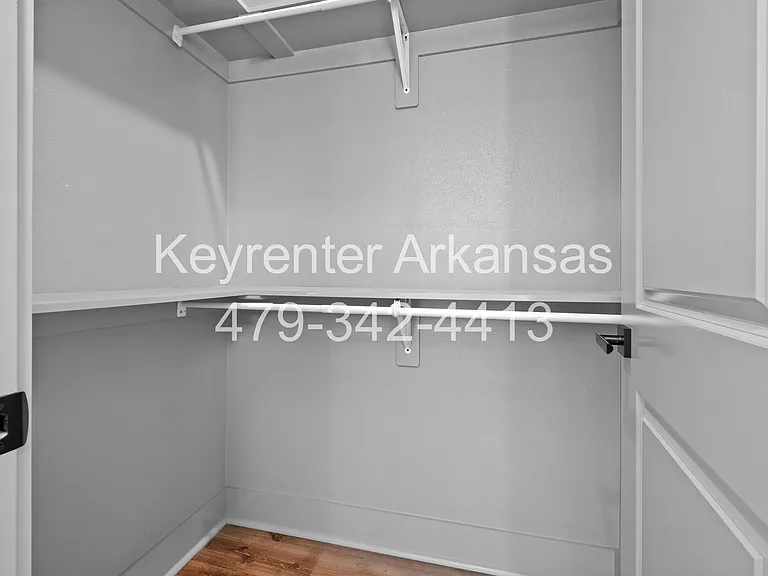 Duncan St Duplex — Photo 25