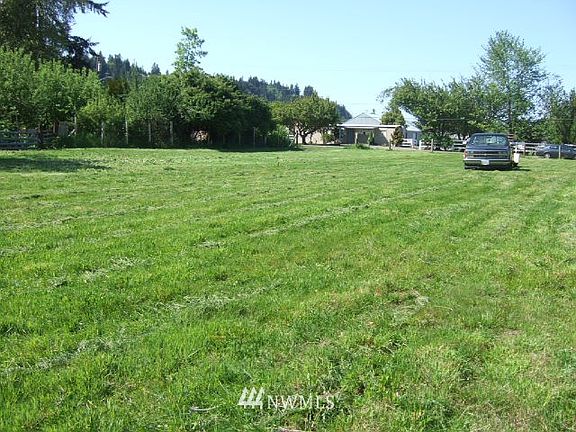 3rd image of 0 106th Street E