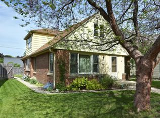 3153 N 79th St, Milwaukee, WI 53222