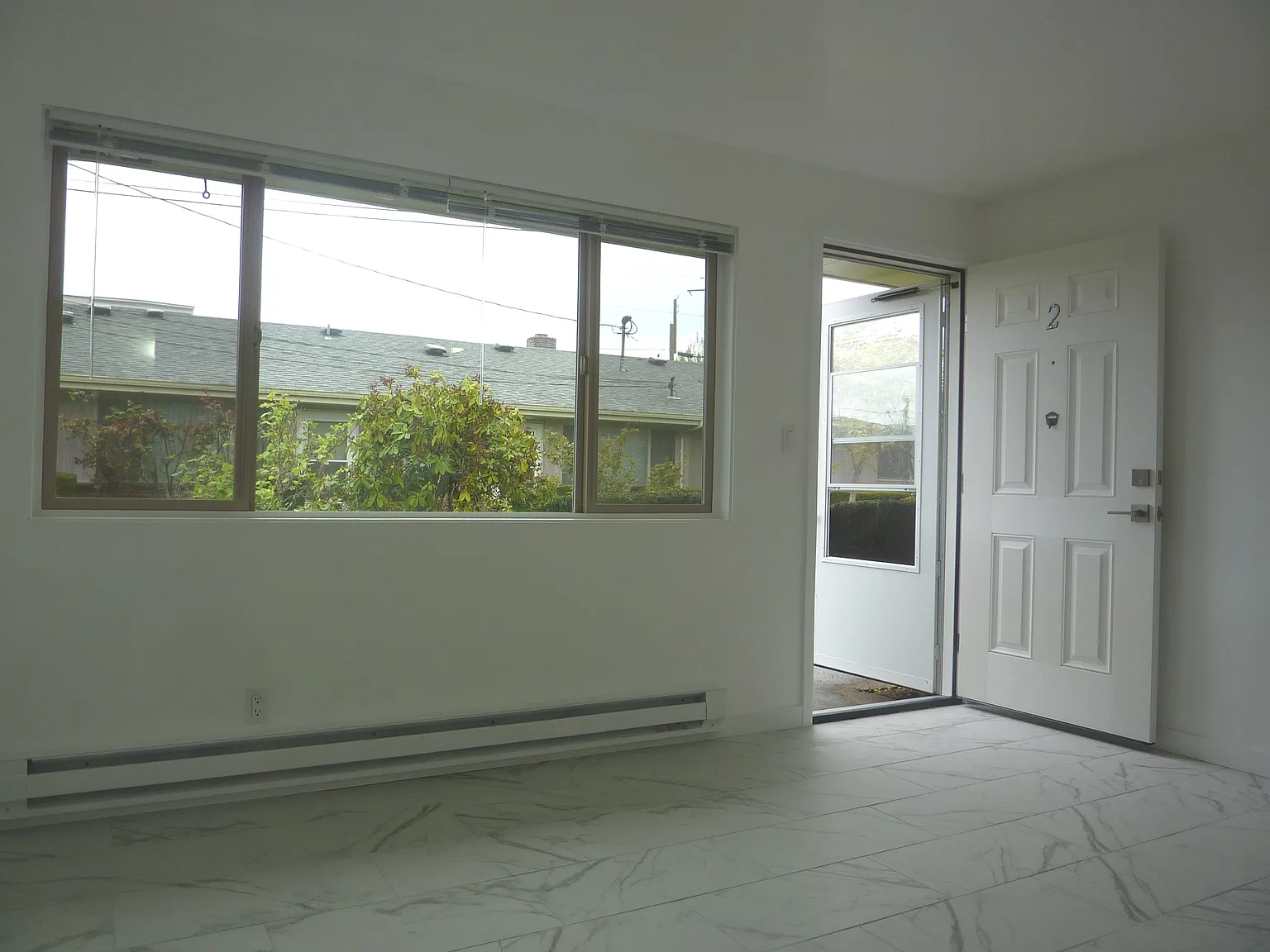 Studio, 300 sqft, $1,345 — Photo 1