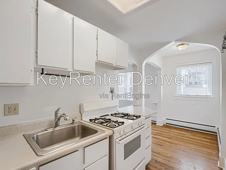1275 N Clarkson St #3 — Photo 8