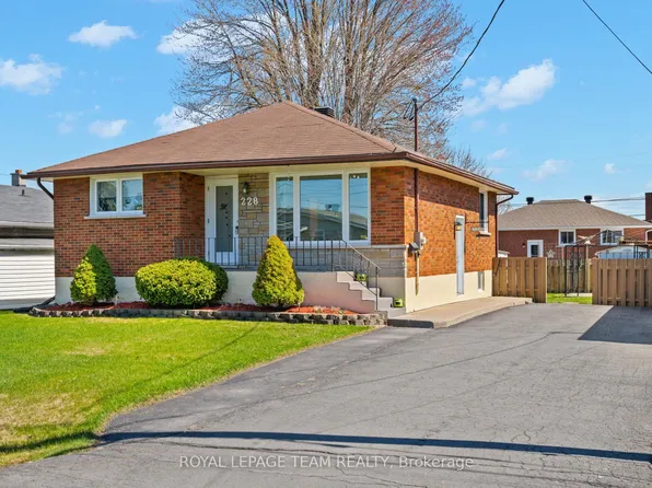 228 Laframboise Ave, Cornwall, ON K6H 3E7