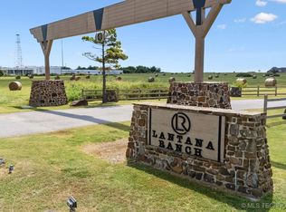 Sandstone Ave, Skiatook, OK 74070