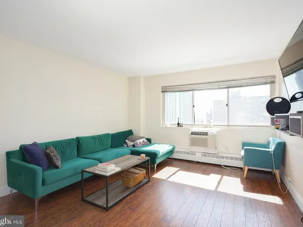 2101 Chestnut St, Philadelphia, PA