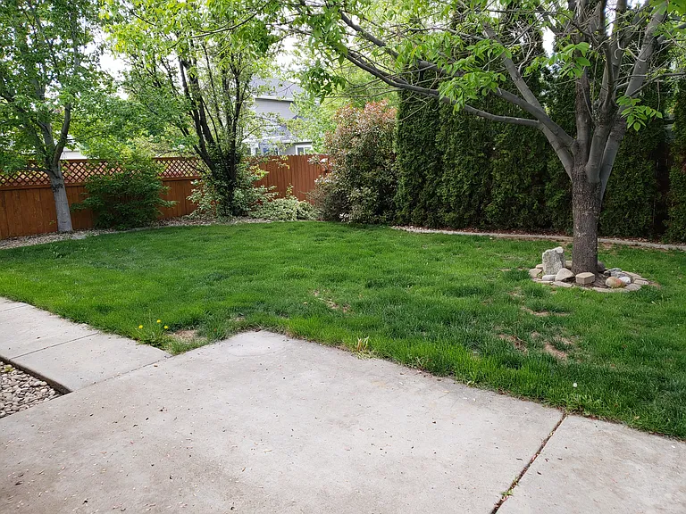 4228 E Stonebridge Dr — Photo 15