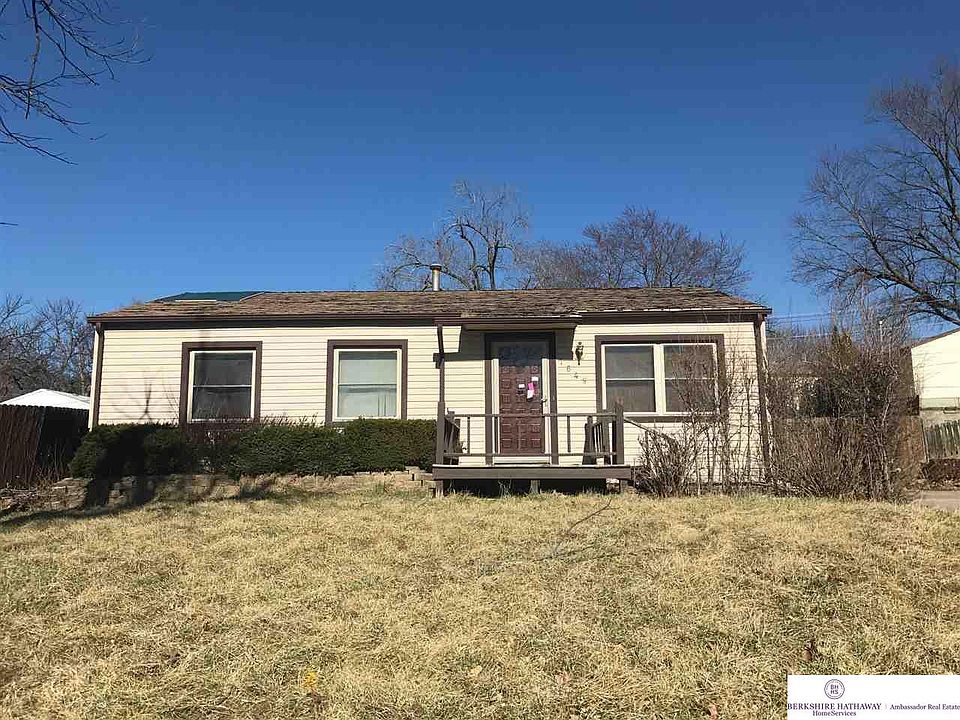 1st image of 7649 S 41st St