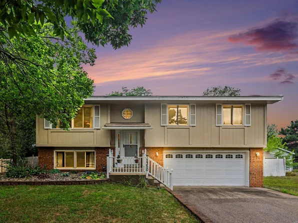 12350 Gladiola St NW, Coon Rapids, MN 55433