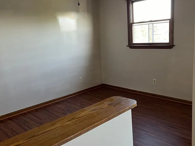 921 Russellton Rd — Photo 6