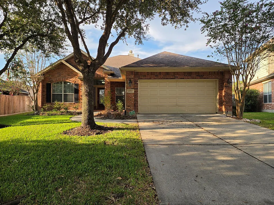 20743 Oakhurst Meadows Dr