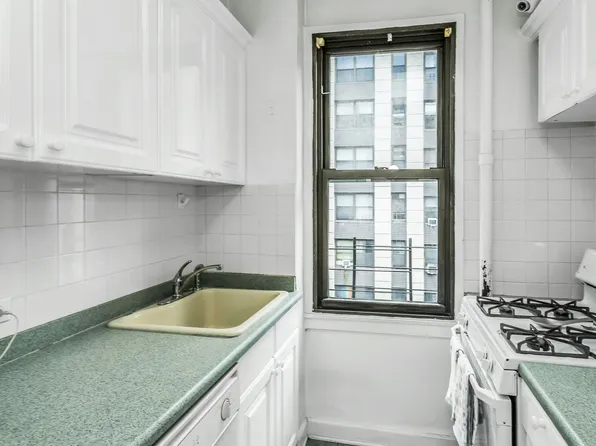 98-50 63rd Drive image 4 of 8