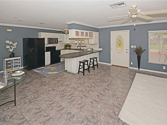 5th image of 1944 67th Ave N