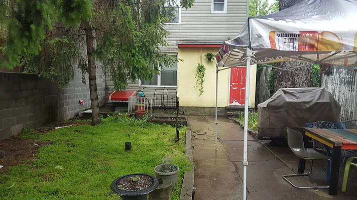 Rented by B & H Properties of New York LTD | media 21