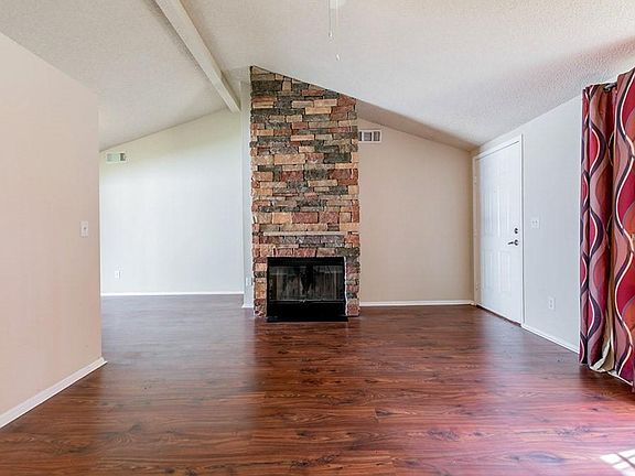 5th image of 9506 Camden Hill Ct