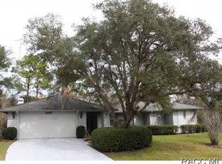 8 Elder Ct W, Homosassa, FL 34446