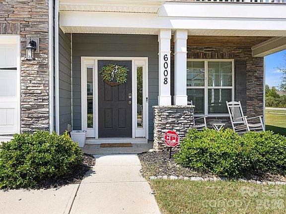 2nd image of 6008 Hampstead Pond Ln