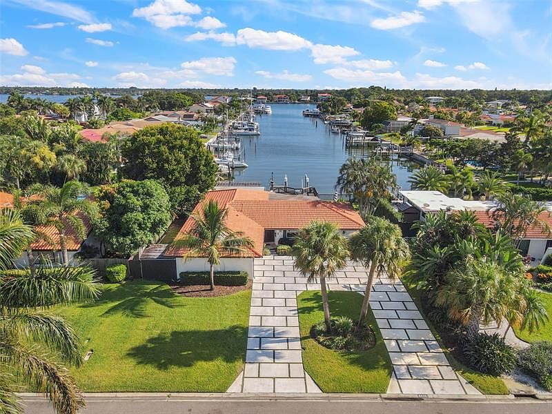 4425 46th Ave S, Saint Petersburg, FL 33711 | Zillow