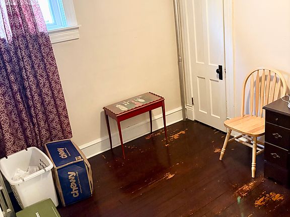 5th image of 523 Crown Ave #1