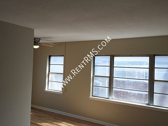3rd image of 1251 SW Topeka Blvd #21