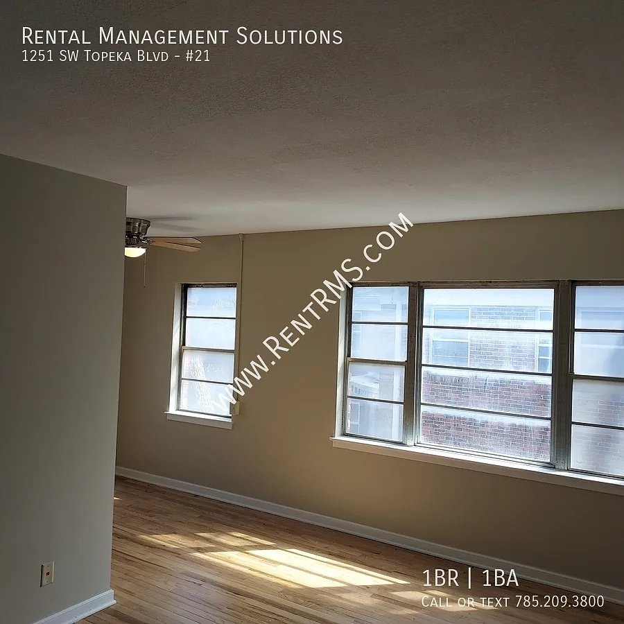 Building Photo - 1251 SW Topeka Blvd #21