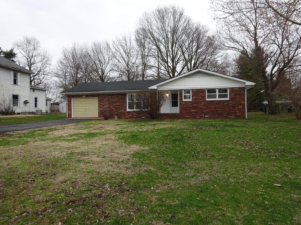 726 N Mill St, Carrier Mills, IL 62917 | Zillow