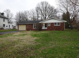 726 N Mill St, Carrier Mills, IL 62917